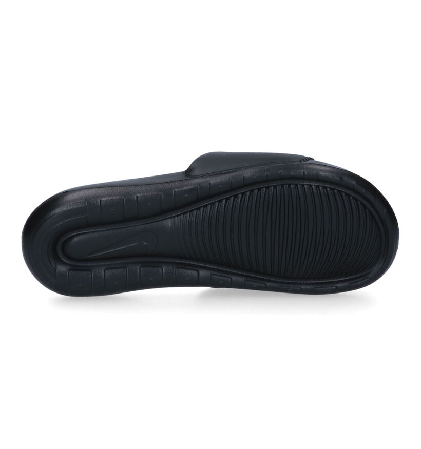 Nike Victori One Claquettes de piscine en Blanc en synthétique (302632)