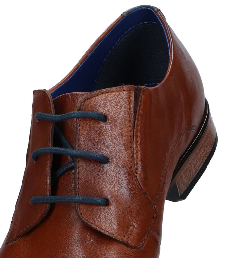 Bugatti Rinaldo Chaussures habillées en Cognac pour hommes (319244)