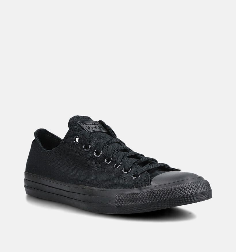 Converse Chuck Taylor Chaussures &agrave; lacets en Noir pour hommes (376041)