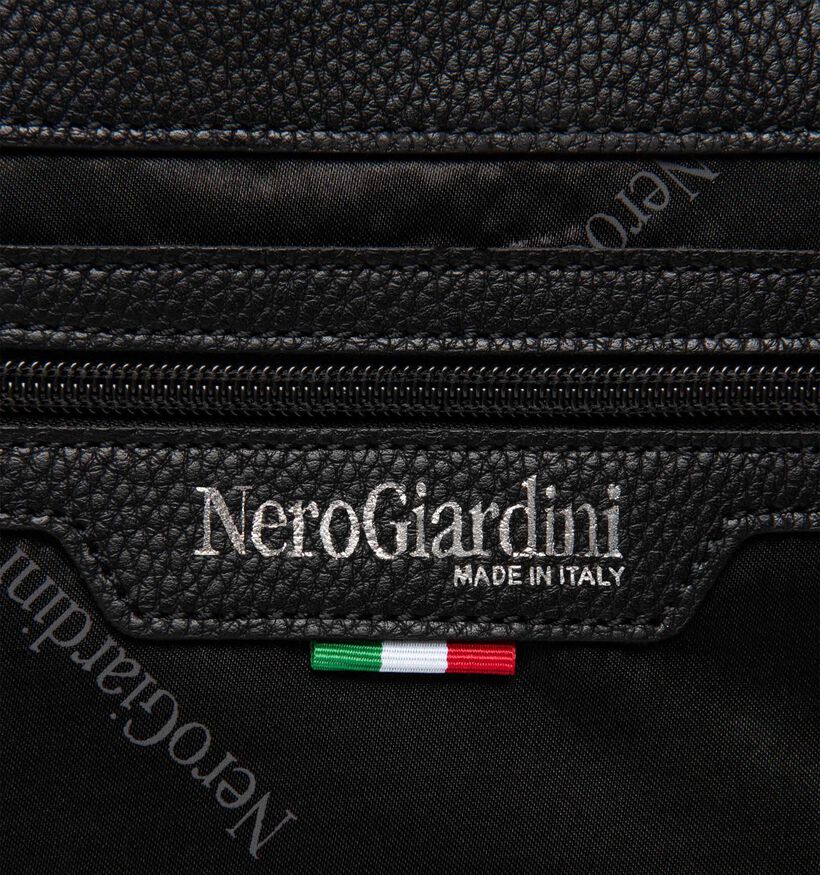 NeroGiardini Sac porté croisé en Noir NeroGiardini Sac porté croisé en Noir pour femmes (363926)