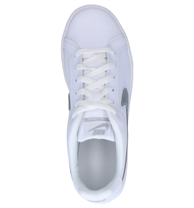 Nike Court Royale Witte Sneakers in kunstleer (261698)
