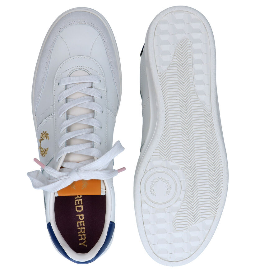 Fred Perry Chaussures à lacets en Écru en cuir (292421)