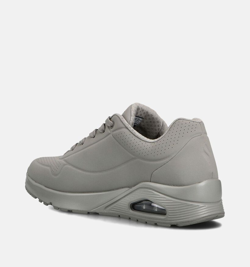 Skechers UNO STAND ON AIR Baskets basses en Gris pour hommes (360880)