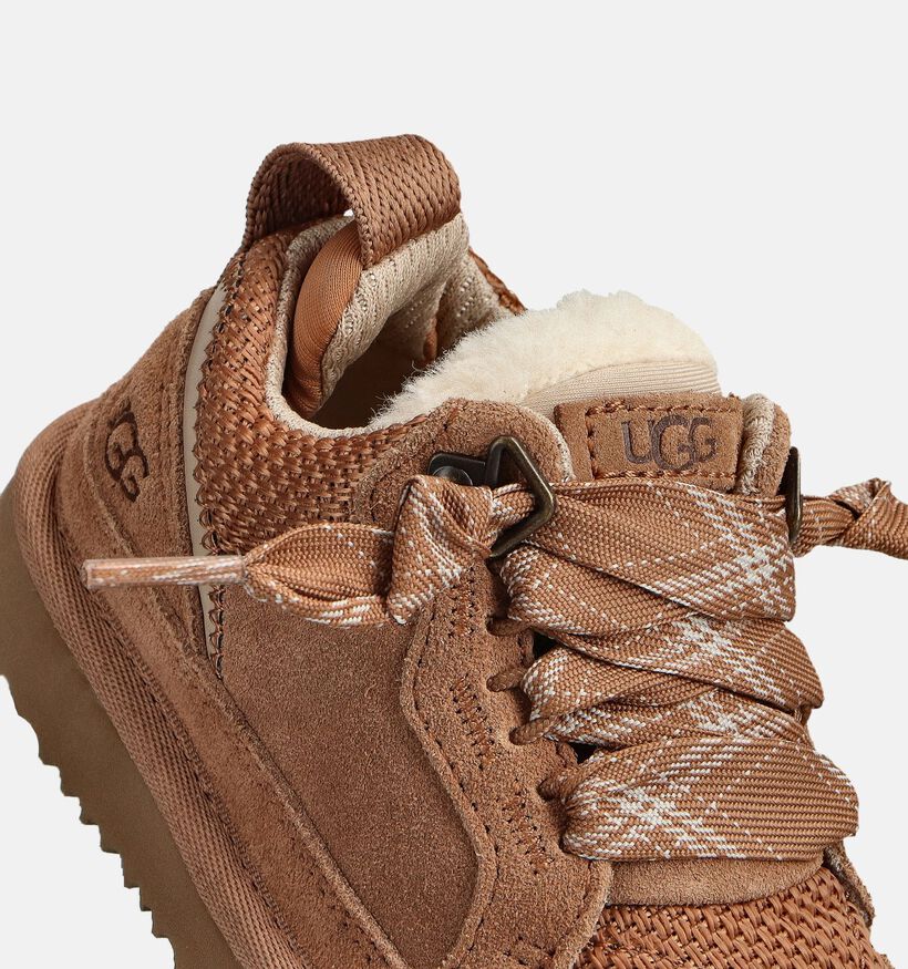 UGG Lowmel Baskets basses en Marron pour filles (378068)
