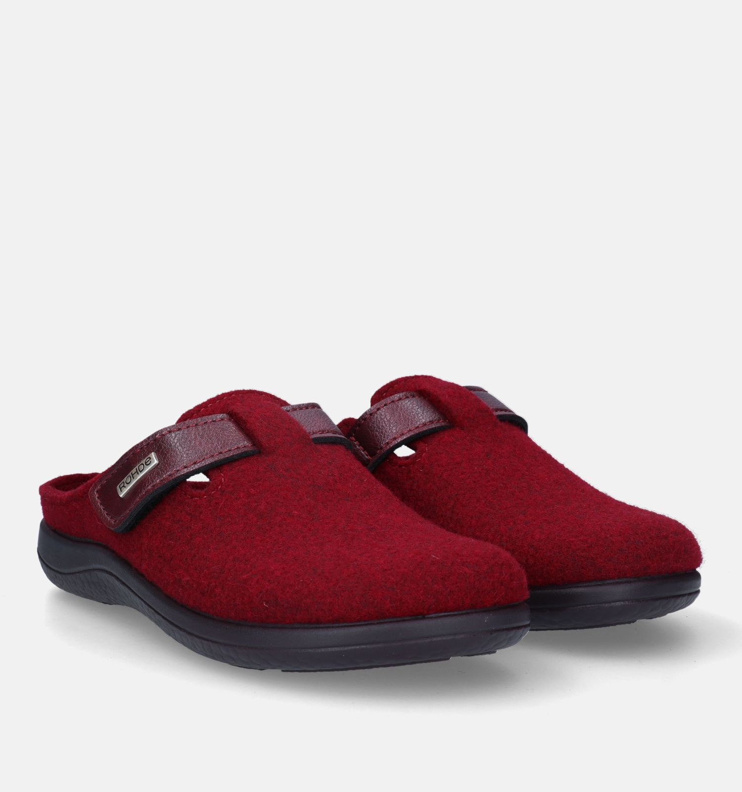 Pantoufle rouge best sale