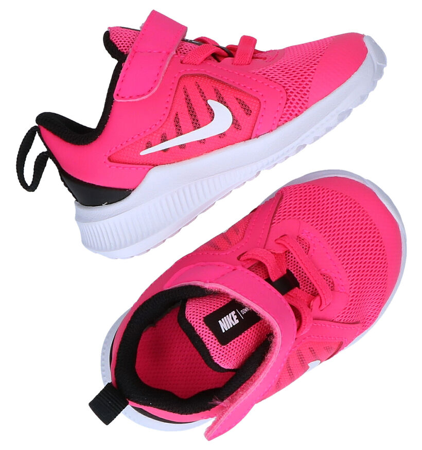 Nike Downshifter Roze Babysneakers in stof (277537)