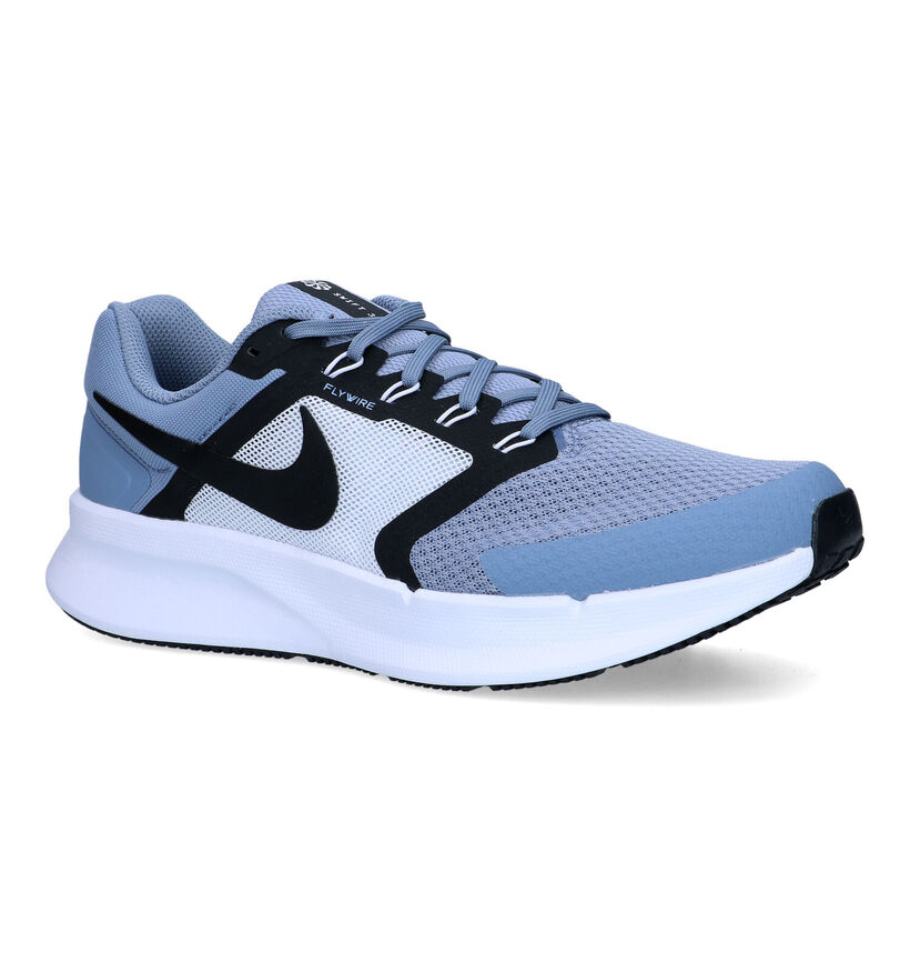 Nike Run Swift 3 Baskets en Gris pour hommes (319411)