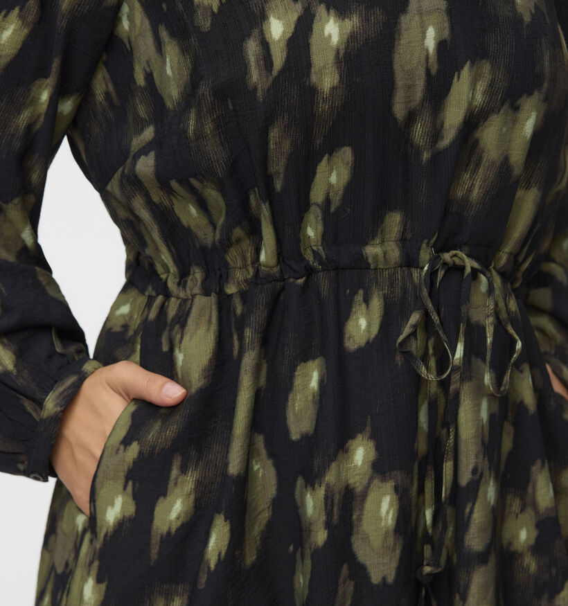 Vero Moda Curve Lanini Robe mi-longues en Noir pour femmes (378130)