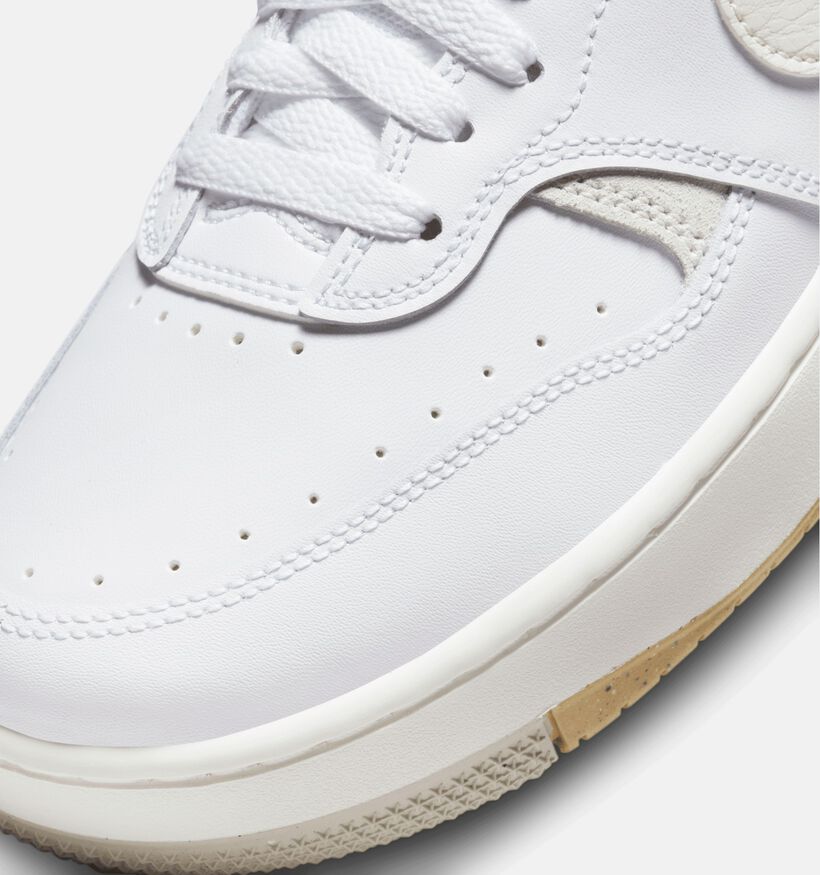 Nike Gamma Force Baskets en Blanc pour femmes (350454)