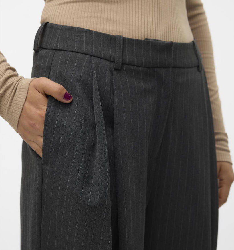 Vero Moda Silje Pantalon large en Gris L30 pour femmes (349638)