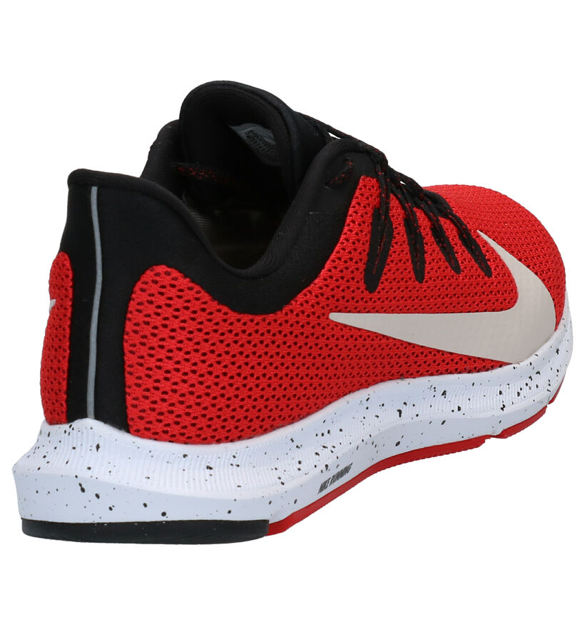 Nike Quest 2 Rode Sneakers in stof (266628)