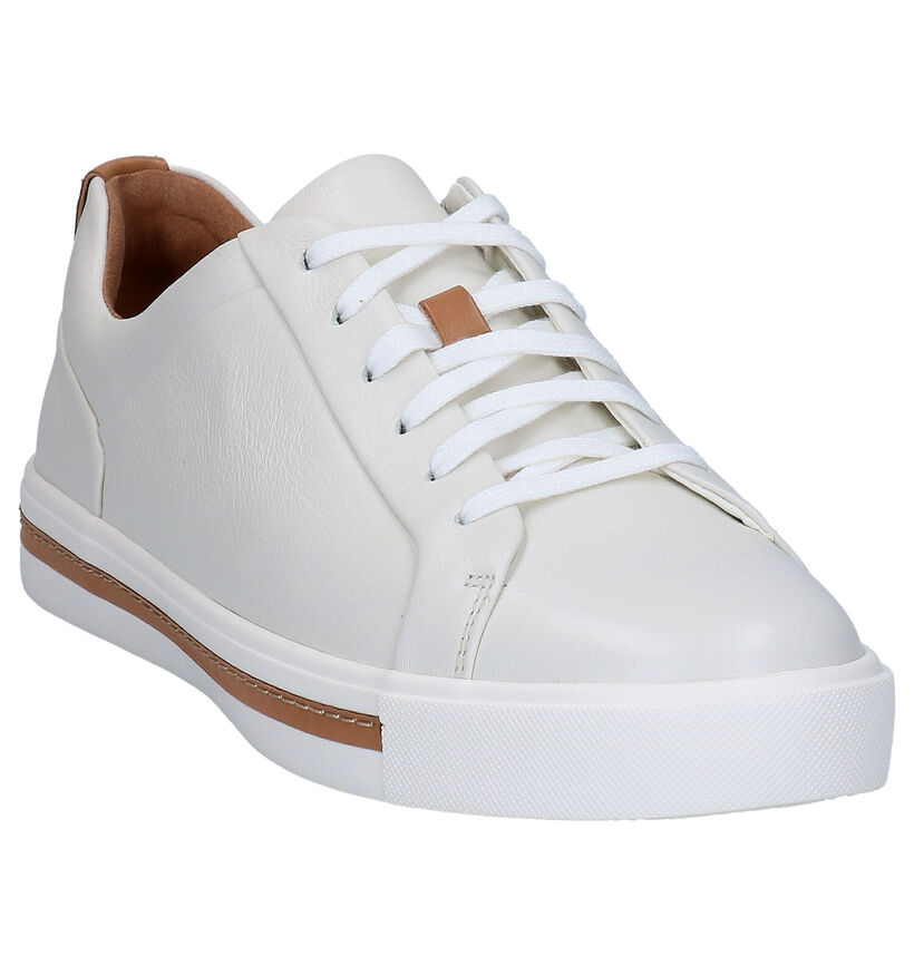 Clarks Un Maui Lace Witte Veterschoenen in leer (304505)