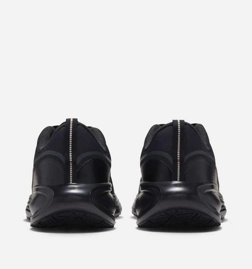 Nike Revolution 8 Utility Baskets en Noir pour hommes (380387)