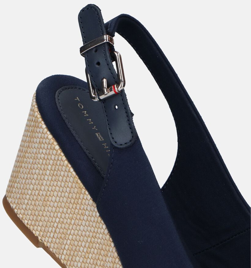 Tommy Hilfiger Iconic Elba Sling Back Wedge Sandales en Bleu pour femmes (336400)