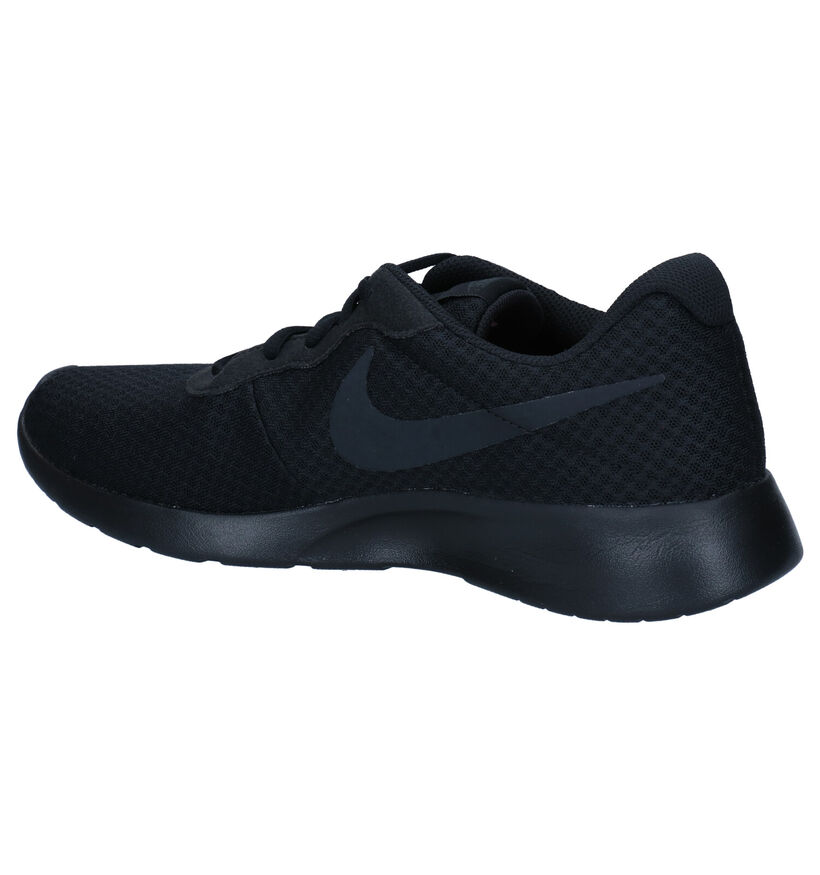 Nike Tanjun Zwarte Sneakers voor heren (309098)