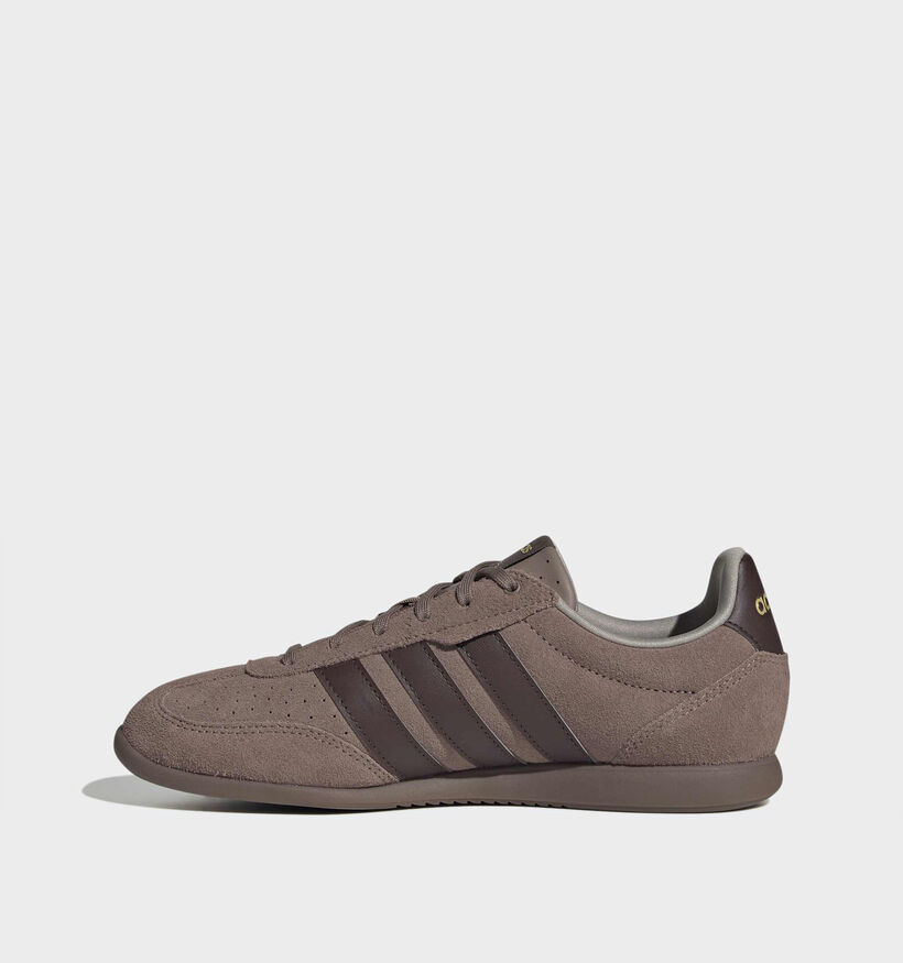 adidas Barreda Bruine Lage Sneakers voor dames (375365) - geschikt voor steunzolen