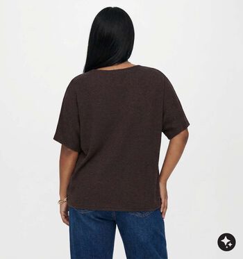 ONLY Carmakoma T-shirts Bruin