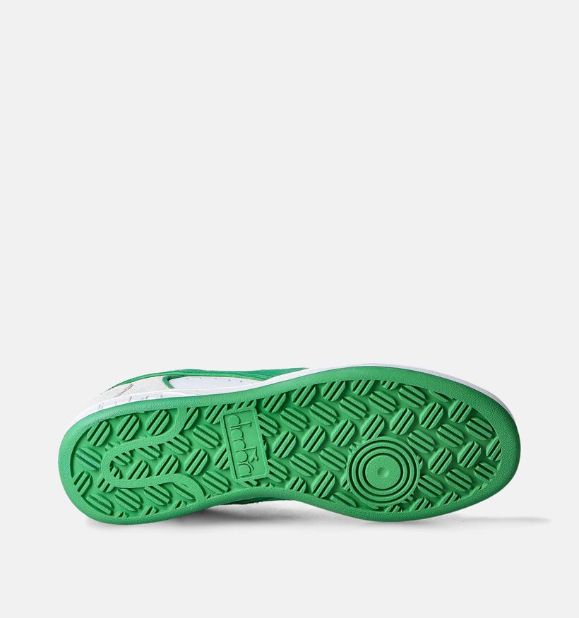 Diadora Game Low Suede Baskets en Blanc pour hommes (350813)
