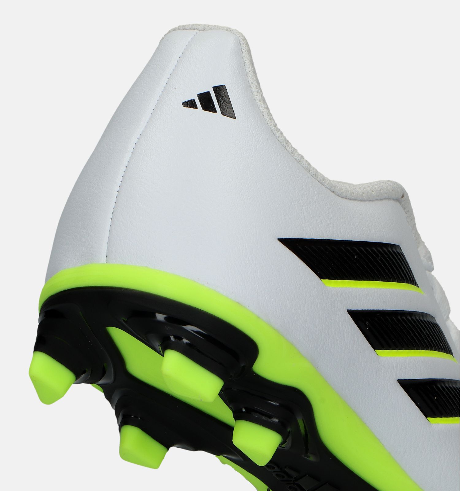 Crampon adidas fille deals