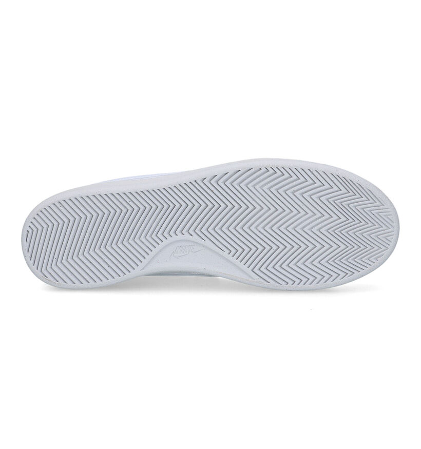 Nike Court Royale Baskets en Blanc pour hommes (319402)