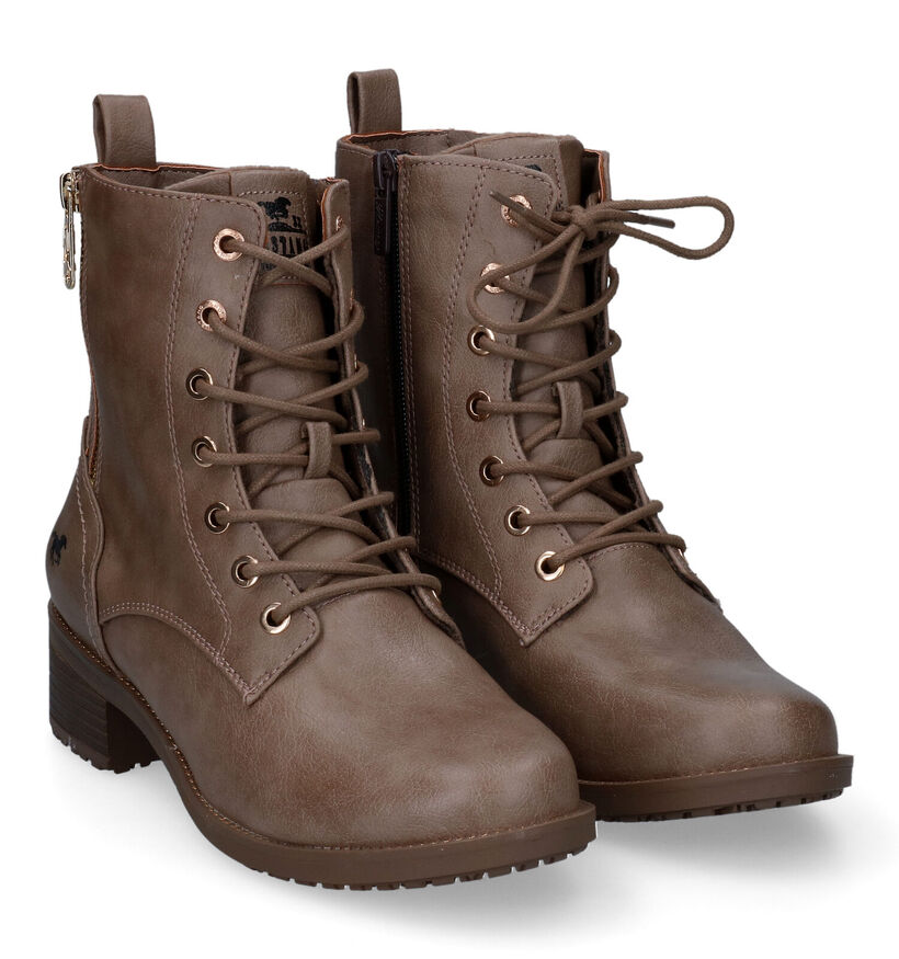 Mustang Boots à lacets en Taupe pour femmes (316062)