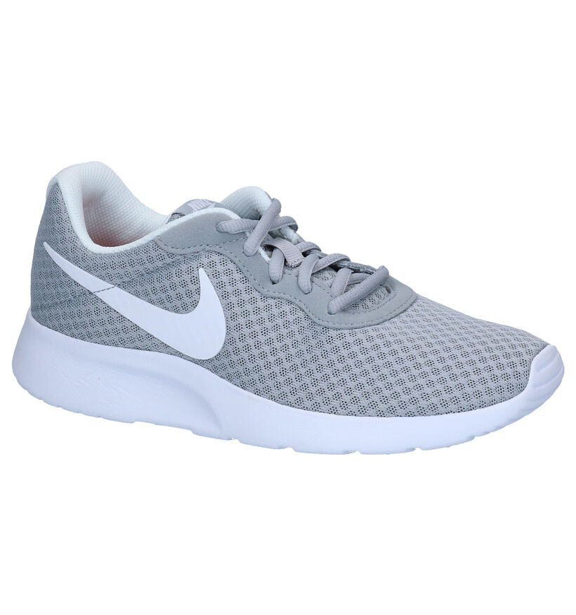 Nike Tanjun Zwarte Sportschoenen in stof (299457)