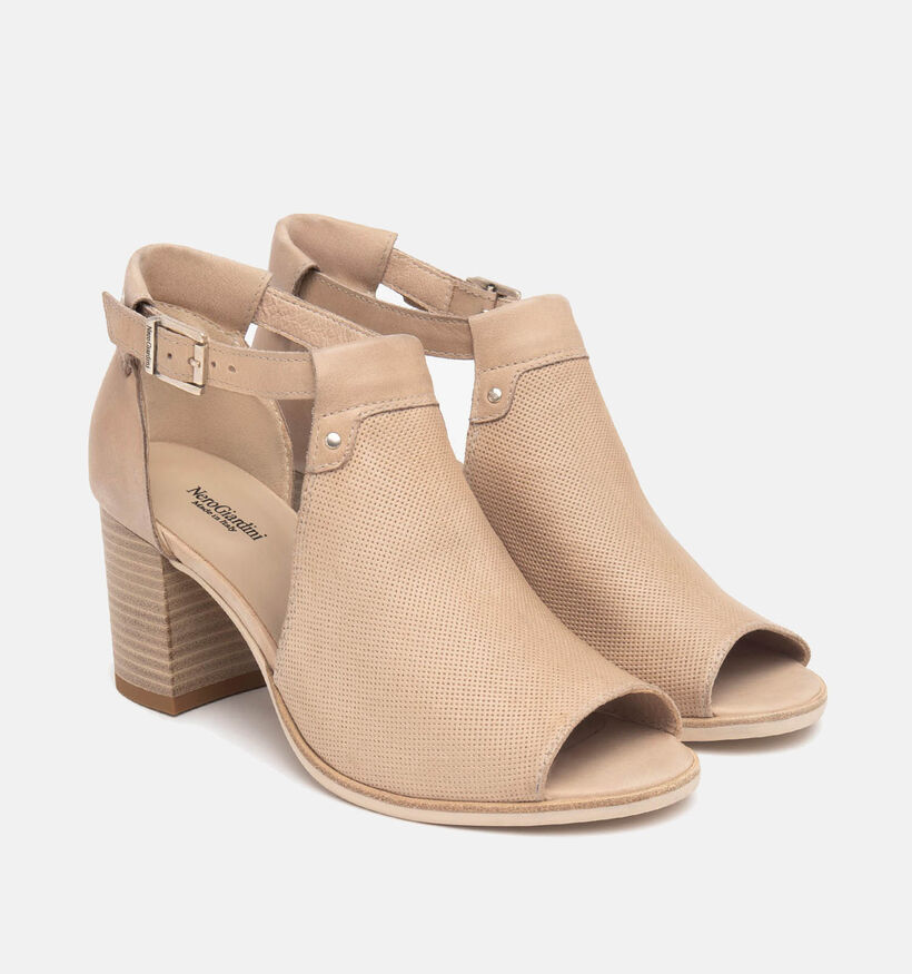 NeroGiardini Beige Sandalen met blokhak voor dames (358340)