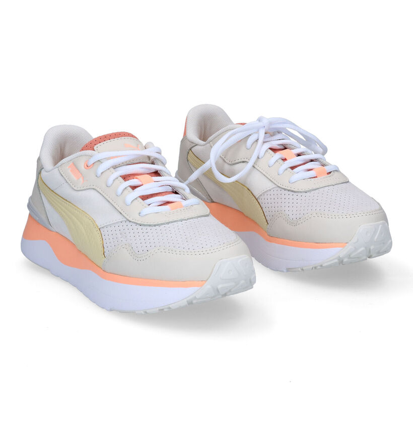 Puma Voyage Premium Ecru Sneakers voor dames (301368) - geschikt voor steunzolen