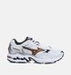 Mizuno Wave Mustang LS Baskets en Blanc/Argent pour femmes (376212) - pour semelles orthop&eacute;diques