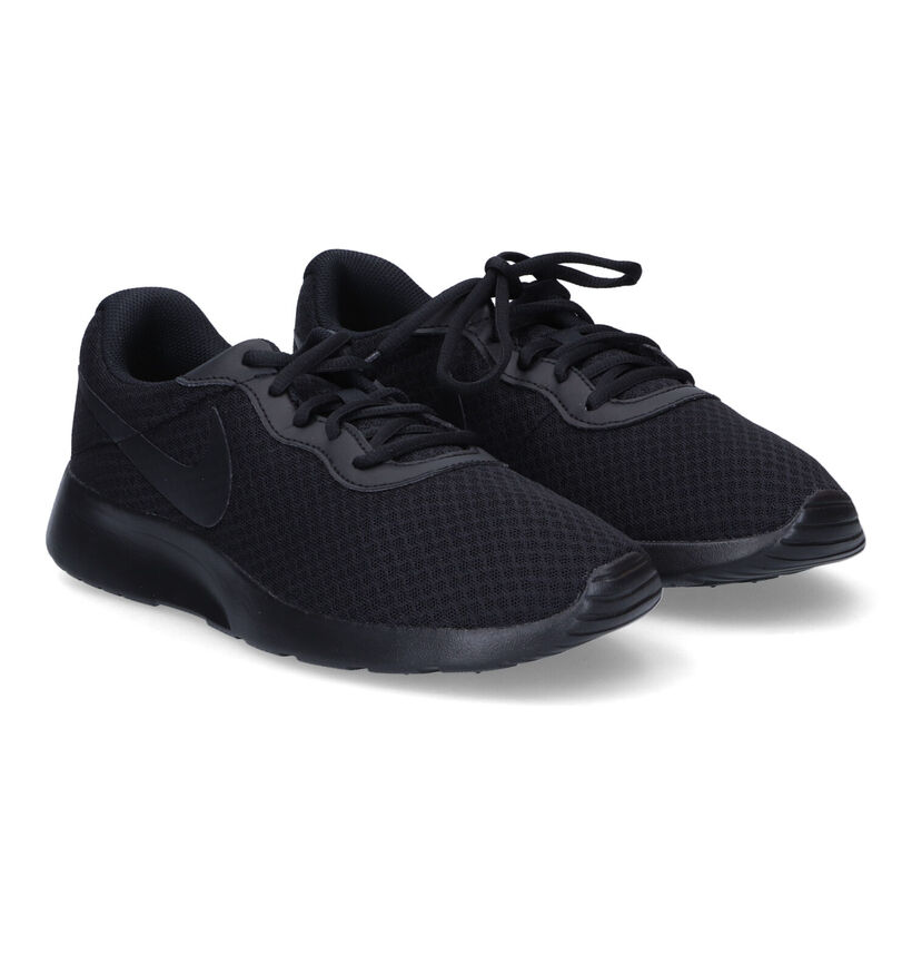 Nike Tanjun Zwarte Sneakers voor heren (309098)