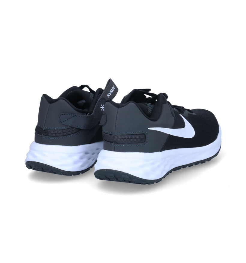 Nike Revolution 6 Flyease Baskets en Noir pour femmes (302570)