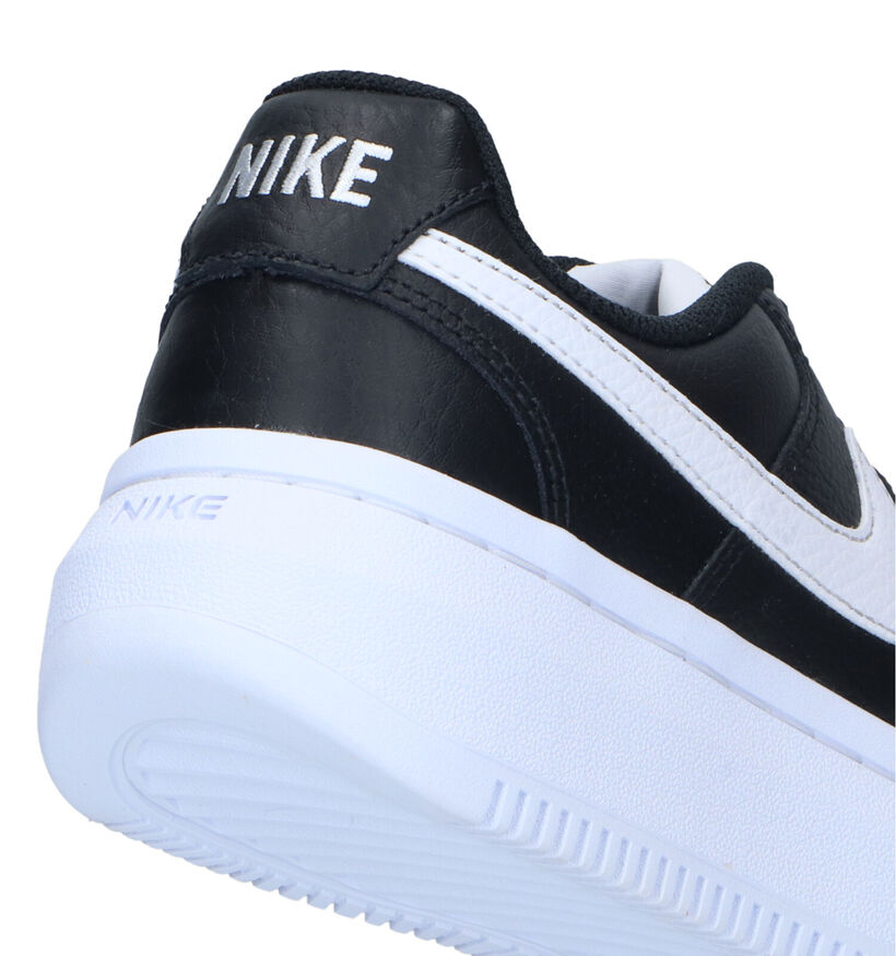 Nike Court Vision Alta Zwarte Sneakers voor dames (332412)