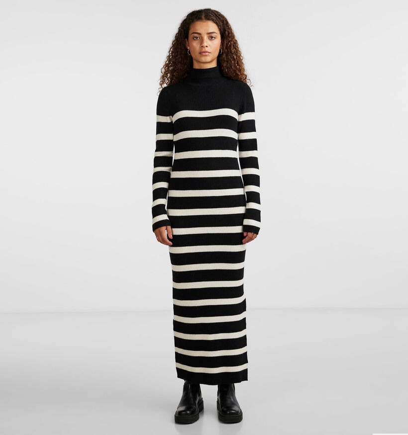 Pieces Anika Robe avec col roulé en Noir pour femmes (338453)
