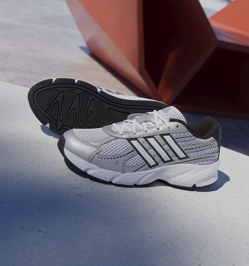 adidas Technochaos 2000 Baskets basses en Blanc pour hommes (366834) - pour semelles orthop&eacute;diques