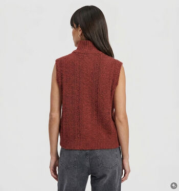 Vila Pulls Bordeaux