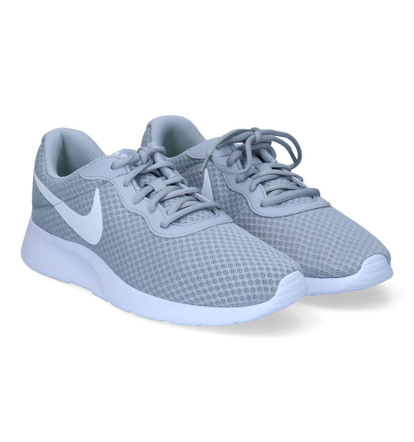 Nike Tanjun Grijze Sneakers voor heren (309123)