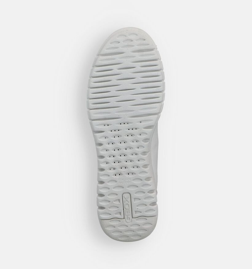 Geox Flextride Plus Witte Schoenen met Elastiek voor dames (370985) - geschikt voor steunzolen
