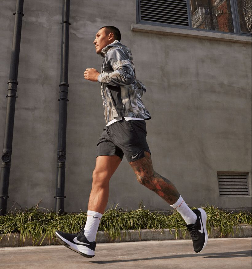 Nike Revolution 7 Baskets en Noir pour hommes (355882) - pour semelles orthopédiques