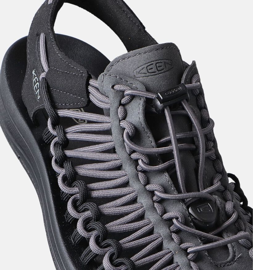 Keen Uneek M Sandales en Gris pour hommes (356372)