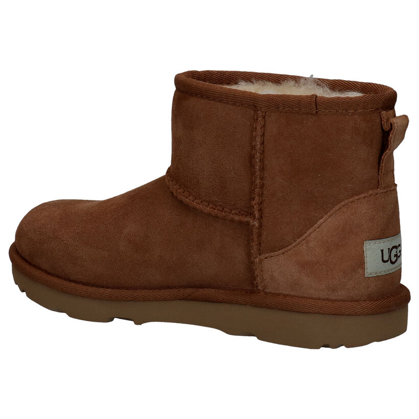 UGG Classic Cognac Boots in nubuck (278807)