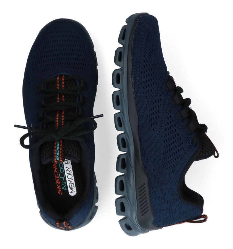 Skechers Glide Step Fasten Baskets en Noir pour hommes (310797)