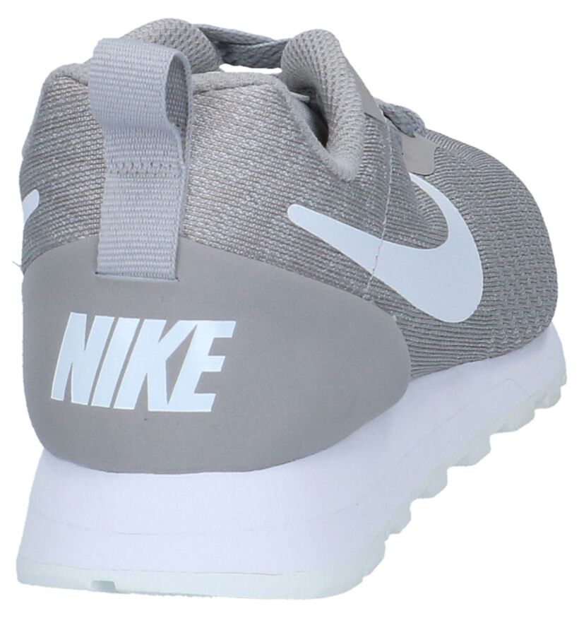 Nike MD Runner 2 Eng Mesh Zwarte Sneakers in stof (222196)