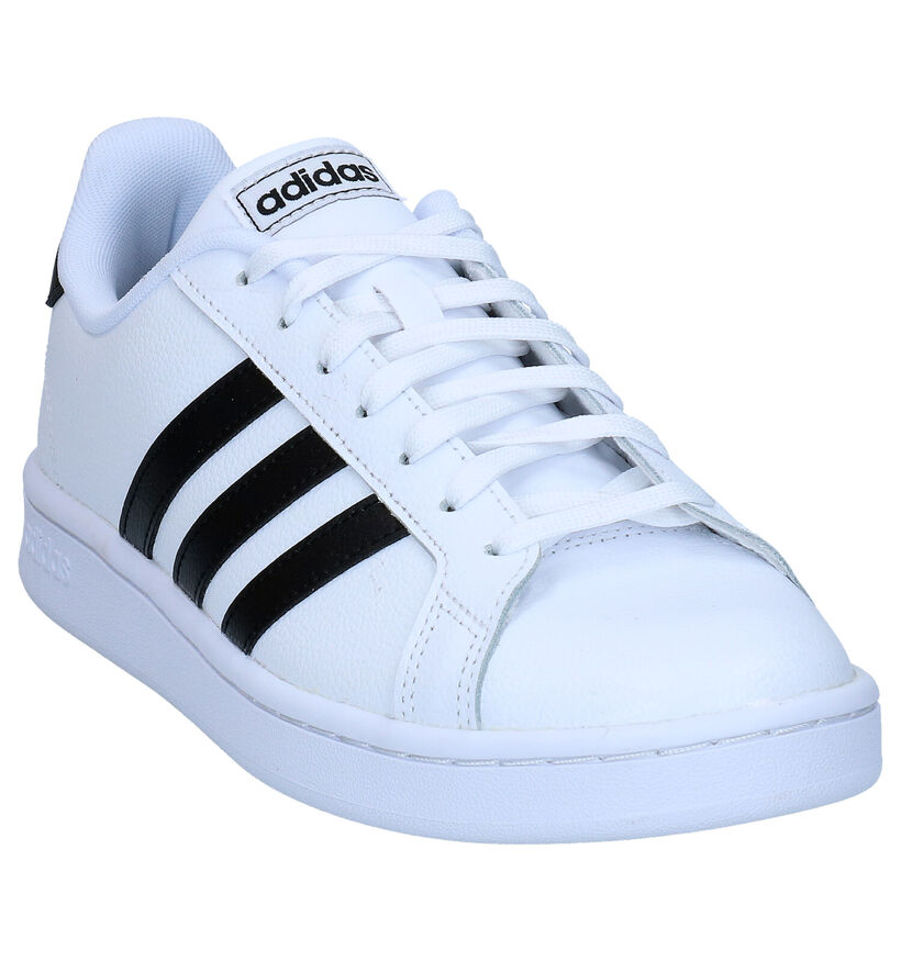 adidas Grand Court Baskets en Blanc pour hommes (308445)