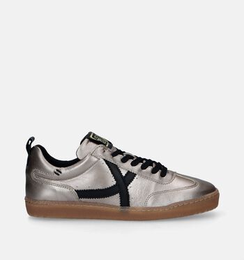 Post Xchange Sneakers Goud