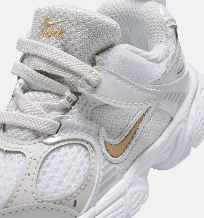 Nike V5 RNR Witte Sneakers voor jongens, meisjes (364687) - geschikt voor steunzolen