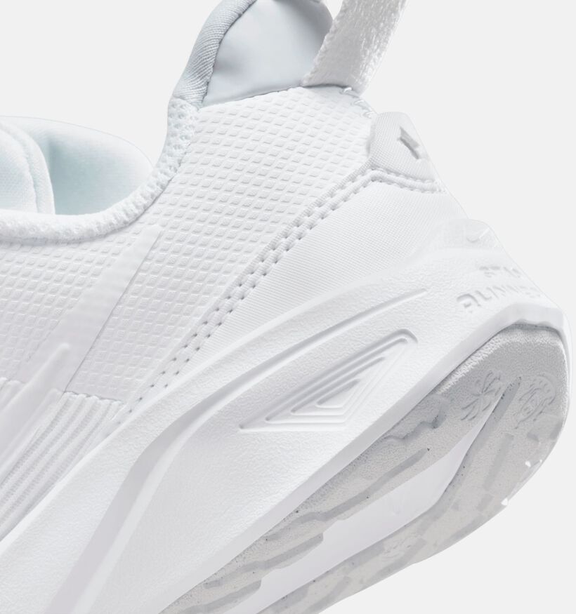 Nike Star Runner 4 Witte Sneakers voor jongens, meisjes (356492) - geschikt voor steunzolen