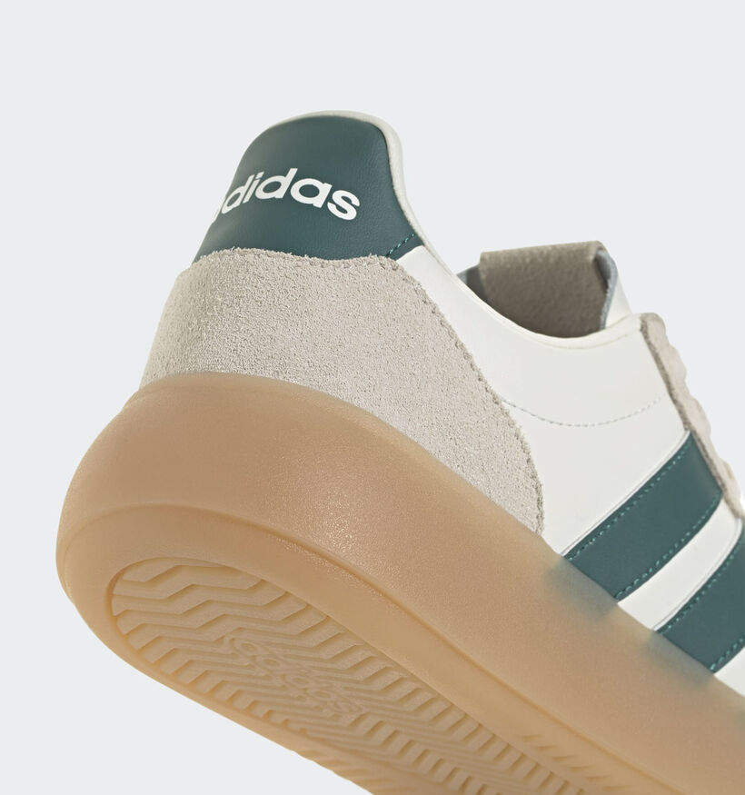 adidas Barreda Decode Baskets basses en Beige pour hommes (359479) - pour semelles orthopédiques