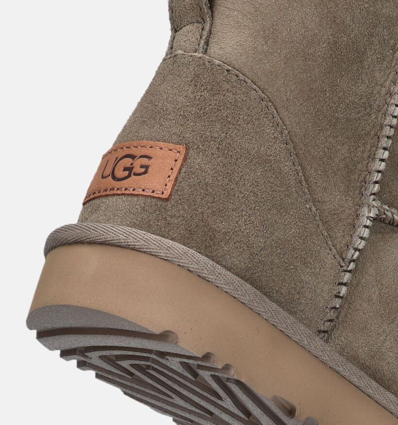UGG Classic Mini Bottes en Taupe pour femmes (344850)
