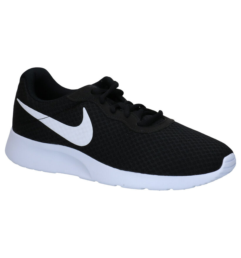 Nike Tanjun Zwarte Sneakers voor heren (309098)