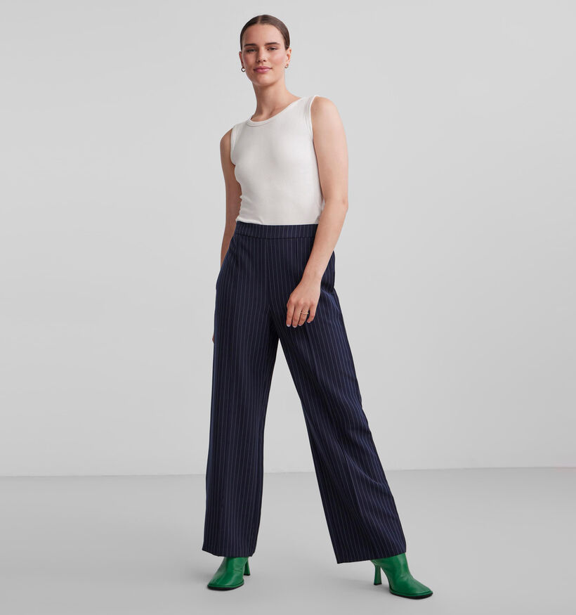 Pieces Bossy Pantalon rayé en Bleu pour femmes (337709)